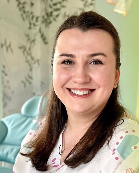 Dr. Andreea Bunea